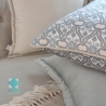 Funda de almohada decorativa cuadrada Emi con flores