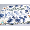 Decoratieve tafelloper met blauwe rozen