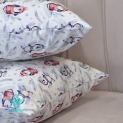 Pingüinos de invierno, funda de almohada decorativa navideña.