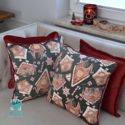 Dekoratyvinis kalėdinis pagalvės užvalkalas su meduolių nameliais