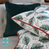 Dekoratyvinis kalėdinis pagalvės užvalkalas su žaliomis šakelėmis
