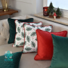 Dekorative Kissenbezug für Weihnachten mit grünen Zweigen