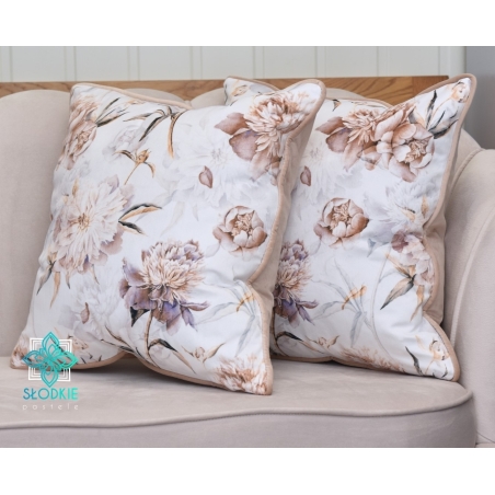 Powder peonies decorative pillowcase with inset